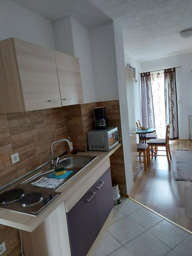 Apartamento House Sara Korenica Exterior foto