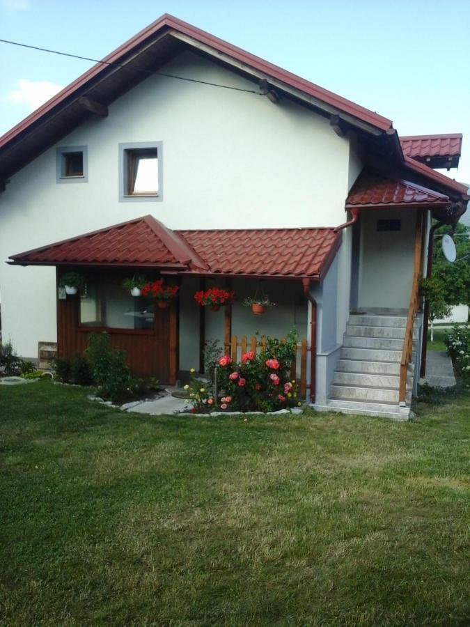 Apartamento House Sara Korenica Exterior foto